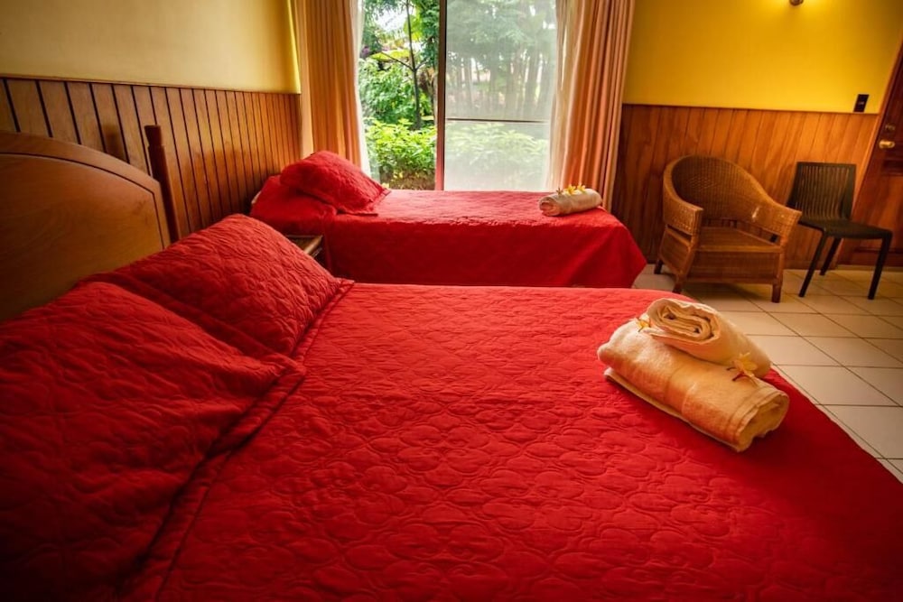 Maru Lodge