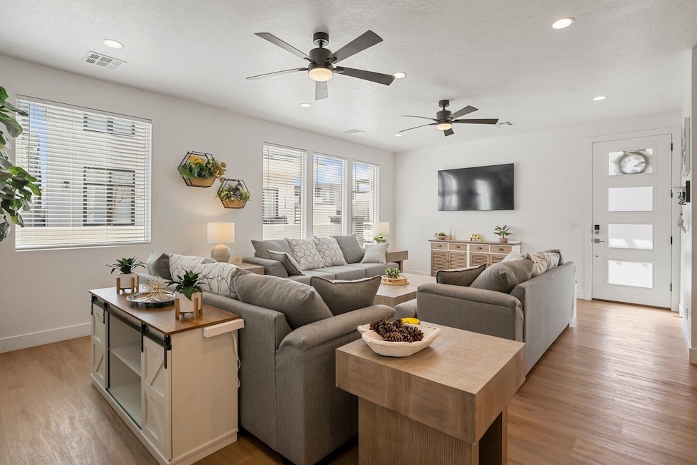 Beech Bungalow 5 Bedroom Townhouse