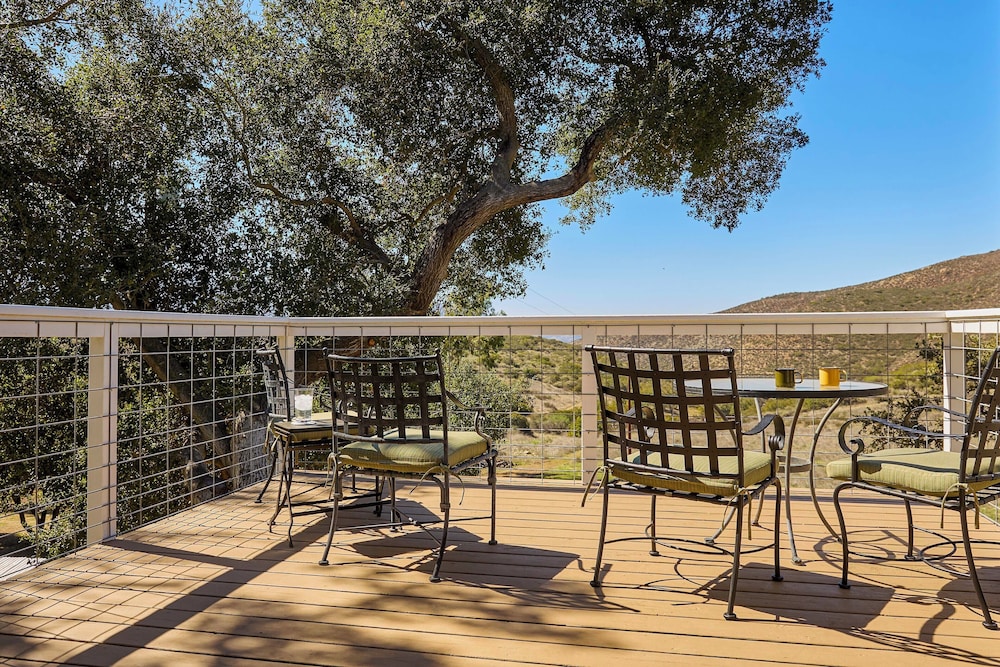 320 Acres: Farmhouse in East County San Diego