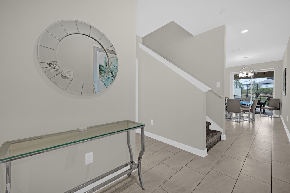 Luxury Davenport Home Perfect Family