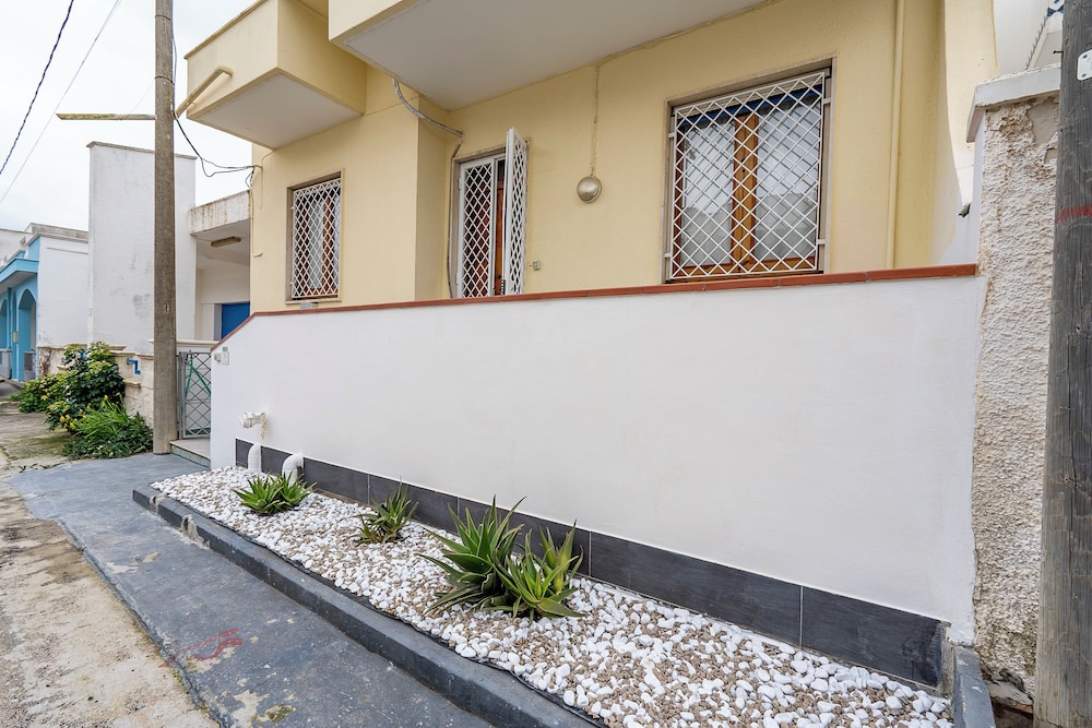 Casa Torre San Giovanni Near the Sea
