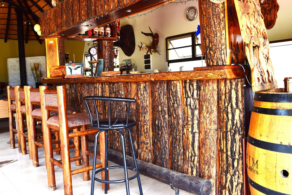 Omukuyu Wildlife Lodge
