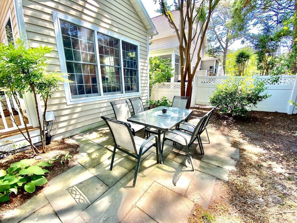 Columbia Avenue 23