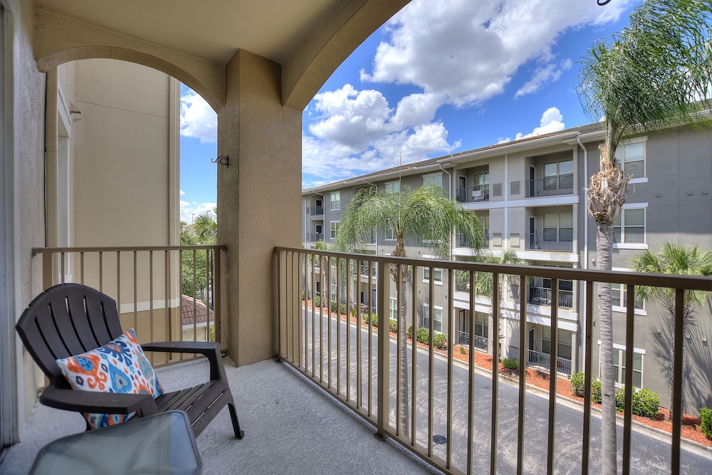 Contemporary @vista Cay By Shine Villas #403