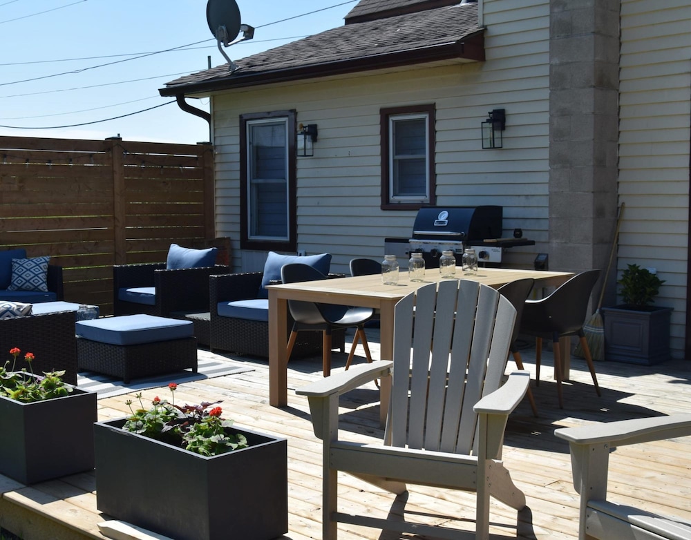 Park Mill - Hot Tub Bocce Court Fire Pit - Image 5