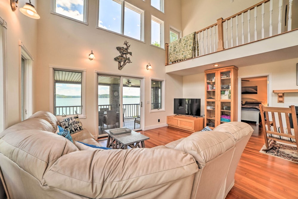 3,000 Sq Ft A-frame Home on Kentucky Lake w/ Dock!