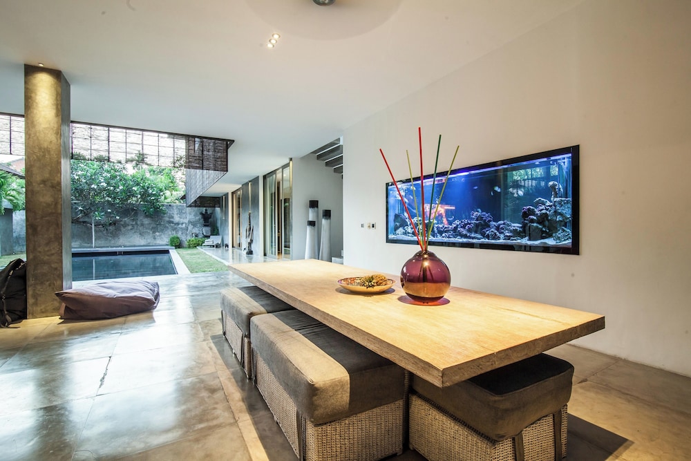 Modern 4BD Villa with Pool in Seminyak