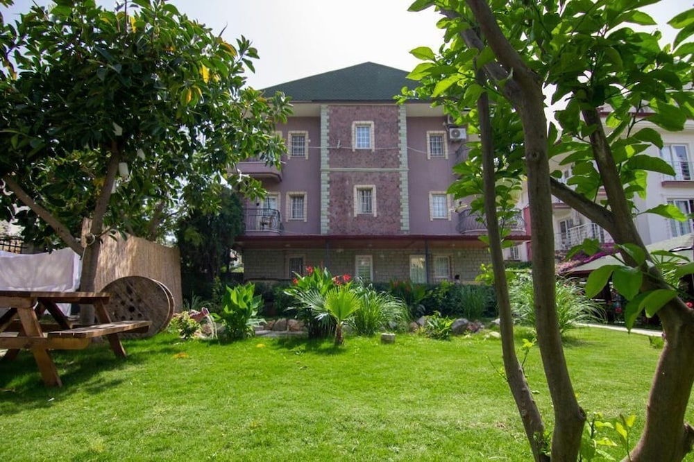 Kampus Pansiyon