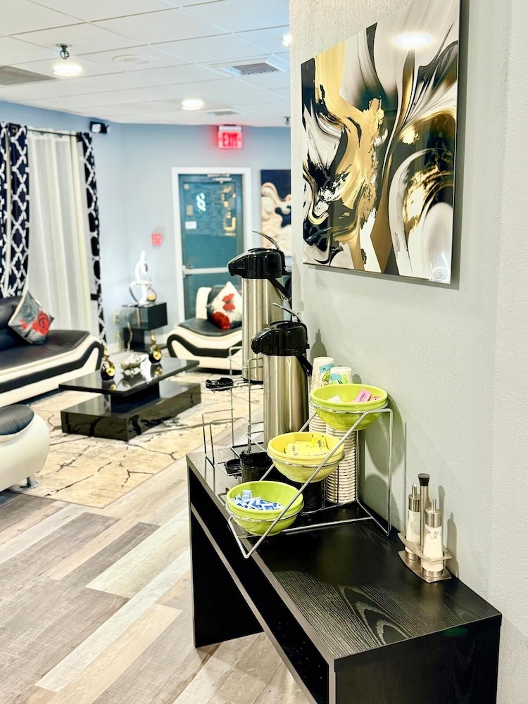 VIP INN AND SUITES