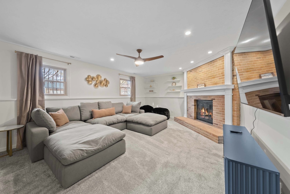 Dublin Blue Haven - Home for 12