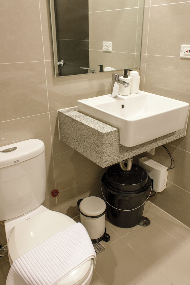 Uptown Park Suites Tower 1
