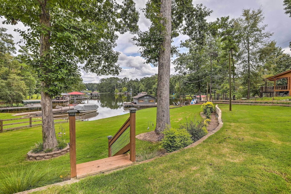 Milledgeville Vacations - Lakeside Living: Sparta Retreat w/ Game Room! - Property Image 7