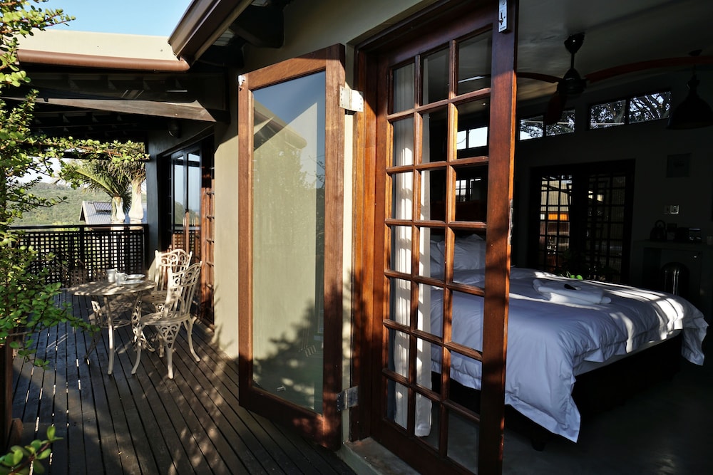 Hotel Villa La Mercy Chalet - Image 1