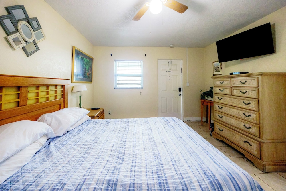 Siesta Motor Inn By Townhouse Kennedy Space Center Titusville I 95