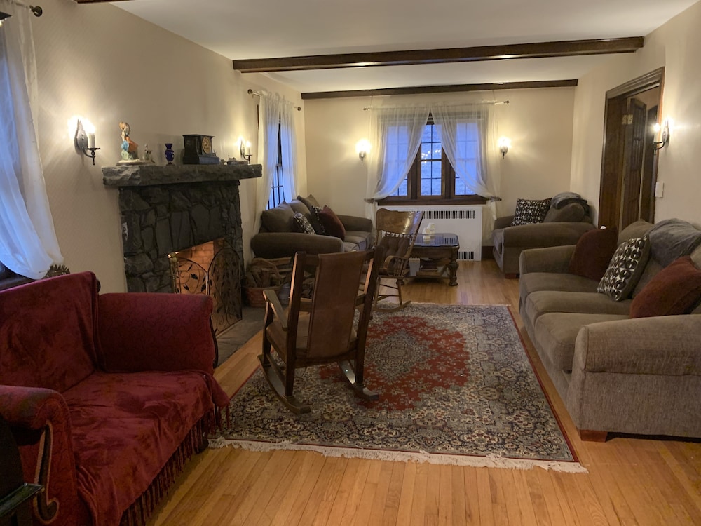 Georgian Garden Inn