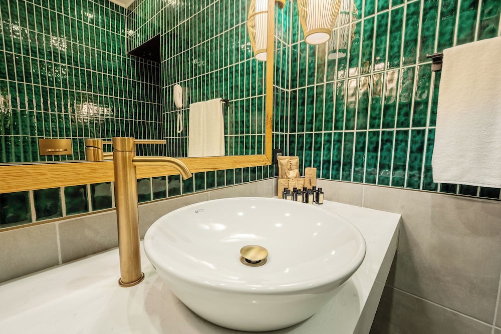 Belmondo Süitler - Image 76