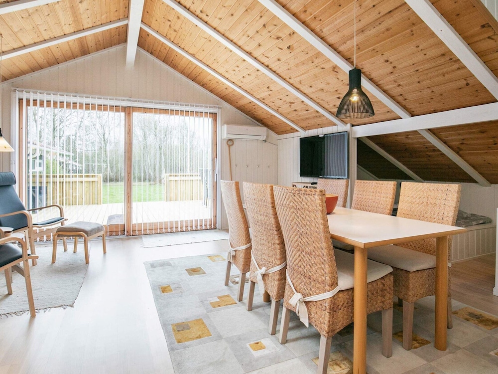 6 Person Holiday Home in Jerup