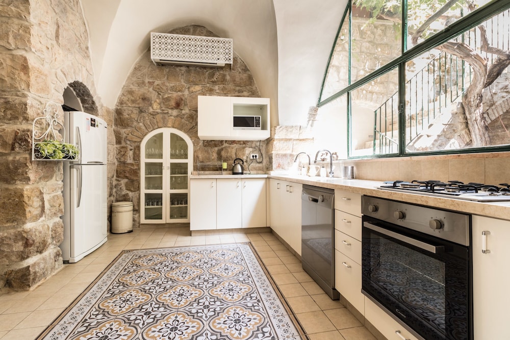 Villa Mamilla