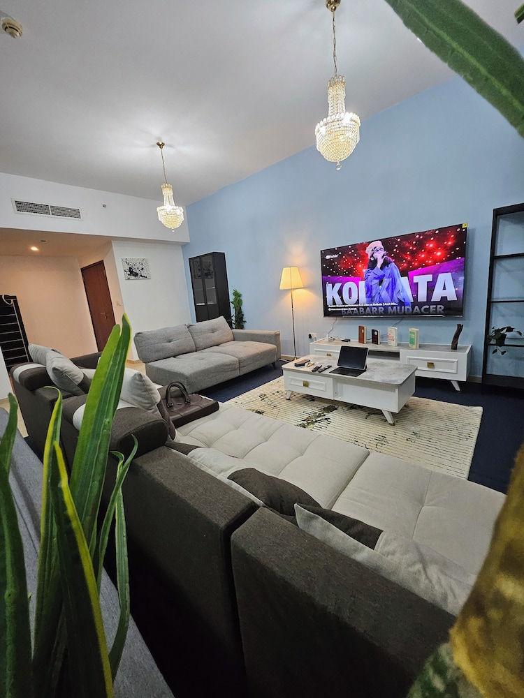 SEASIDE HOSTELS