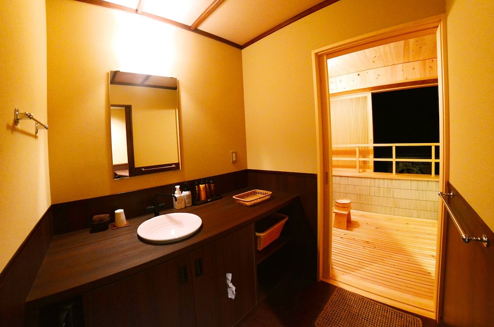 Echigo Tanaka Onsen Shinanosou