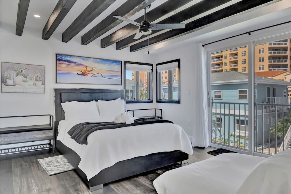 The Aura a Luxury Waterview Condo Heated Pool