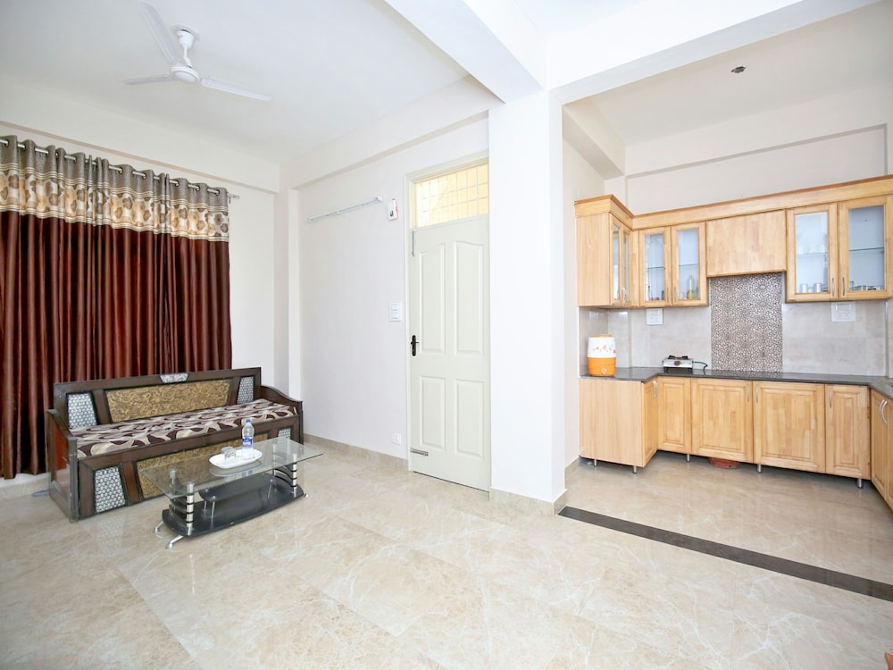 OYO 13433 Home Kasauli View 2BHK Dharampur