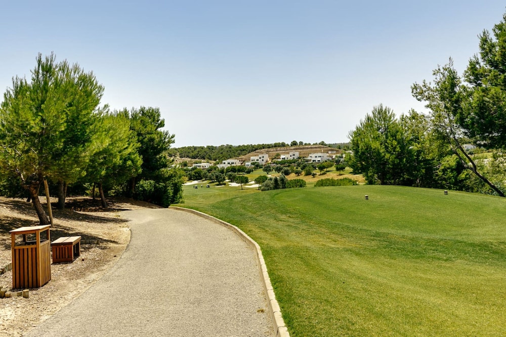 Kumquat Penthouse With Jacuzzi Rooftop Golf Las Colinas
