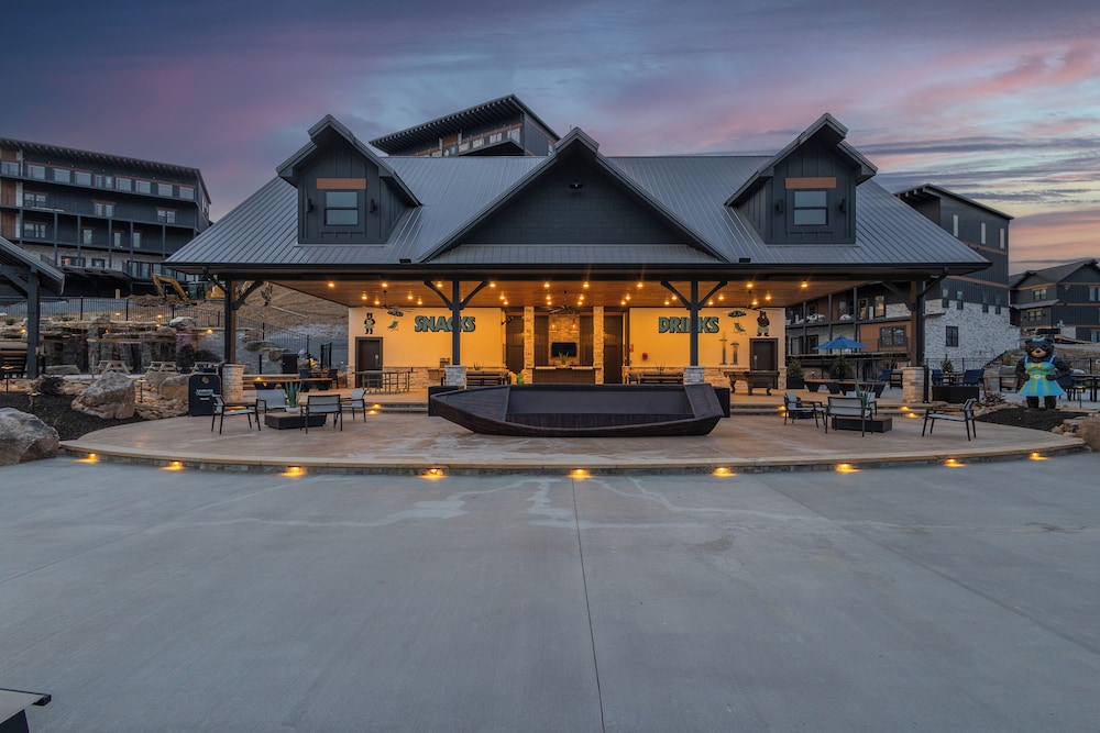 Pigeon Forge Large Cabins