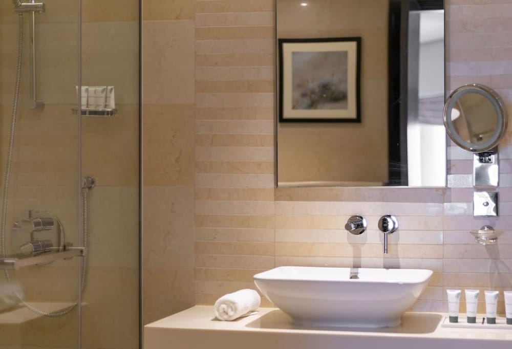 Stylish 1BR nr Metro Close to Major Attractions