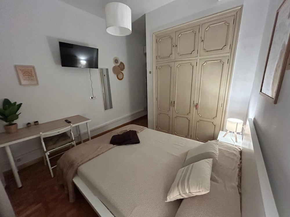 Rooms Rey junto a Plaza España