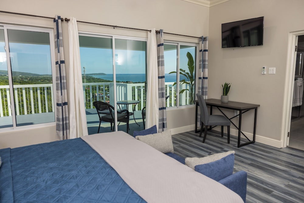 Majestic Heights Bed & Breakfast