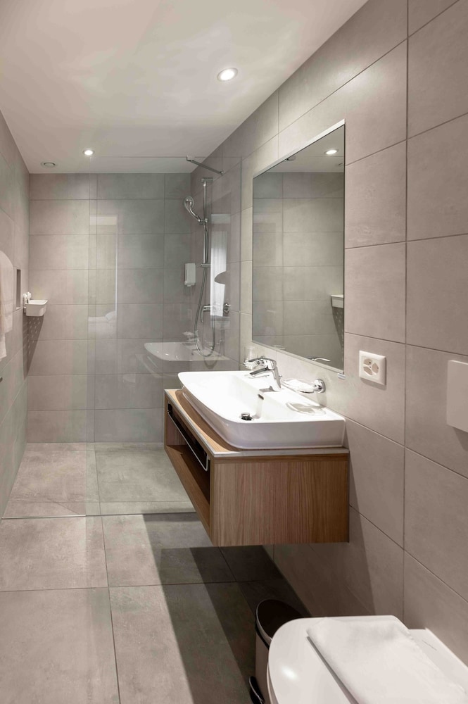 Los Lorentes Residences — photo 25