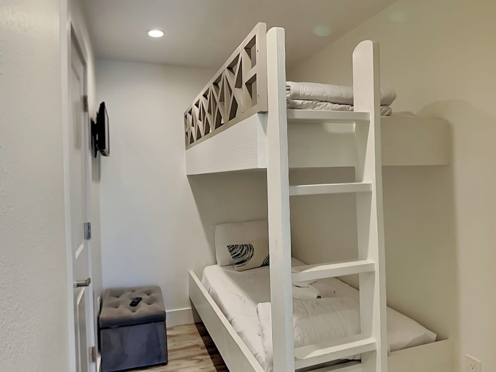 A Stone's Throw by Southern Vacation Rentals