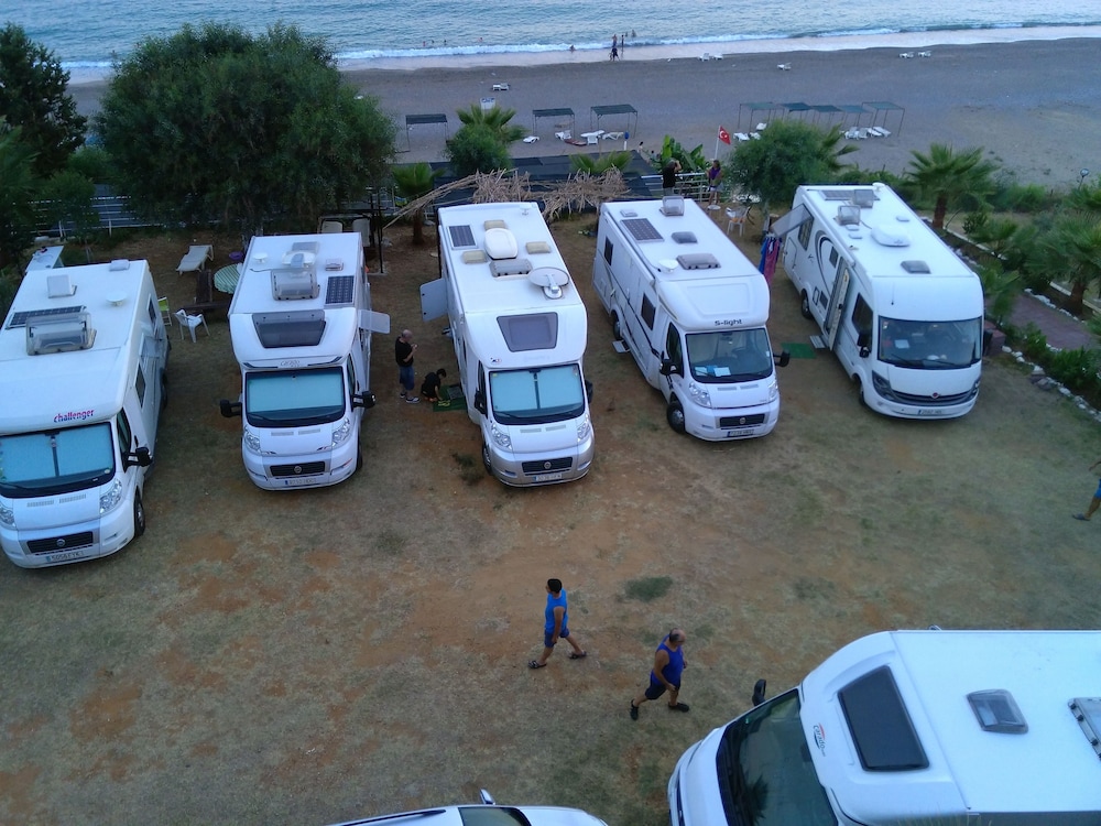Mavi Cennet Camping Pansiyon