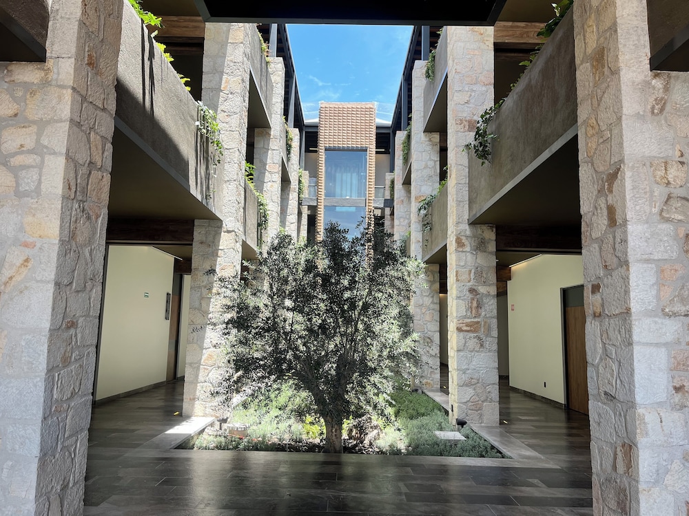 Puertas de la Peña Hotel & Spa