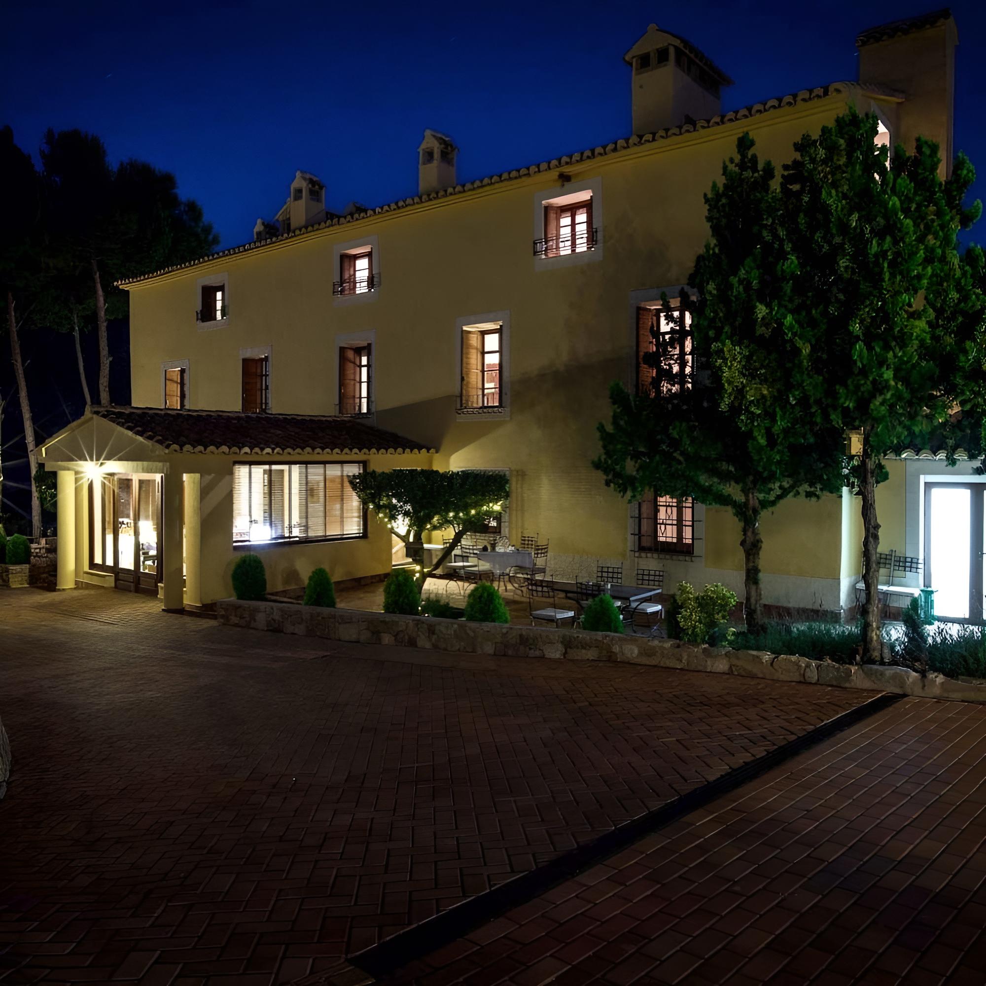 La Escondida Singular's Hotels & Restaurants