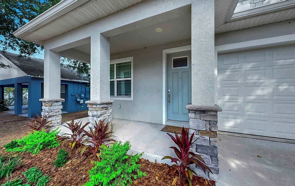 Cozy Downtown Tampa Retreat