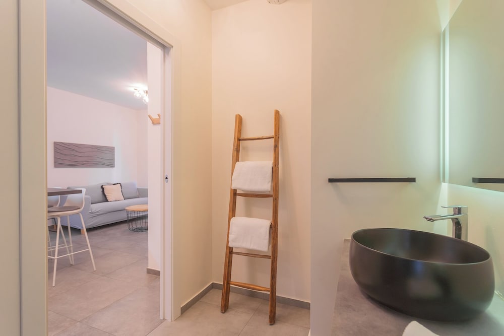 Enchanted Como Lake - City Apartment by Rent all Como