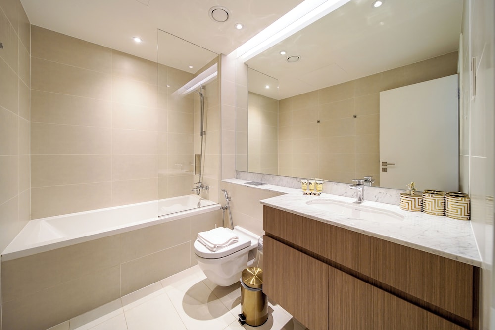 PVH - Beach Front 2BR in Le Pont 3