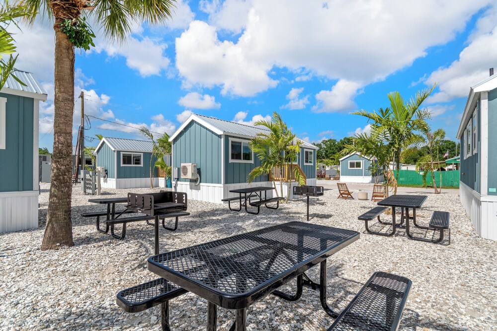 Intercoastal Retreat