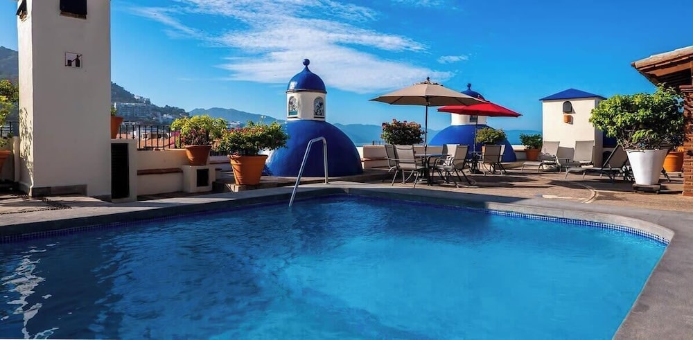 Ocean View 1Br Condo-balcony-beach-pool - 502