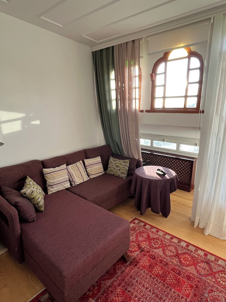 Levant Pension de Luxe