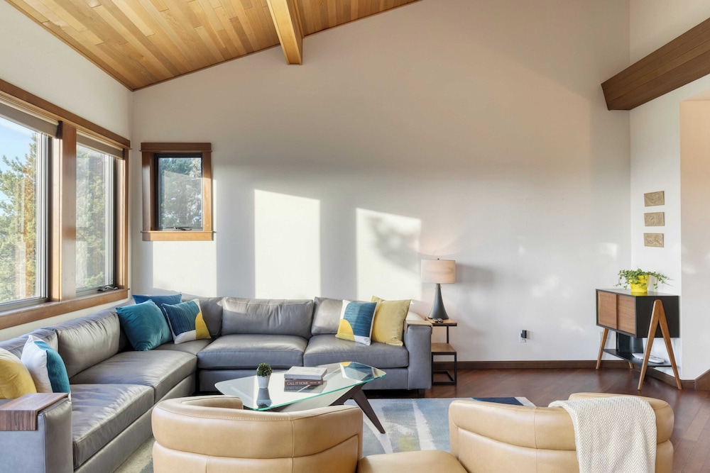 Half Block to Beach w/ Oceanview, Patio + Balcony The Shore Pine by Avantstay