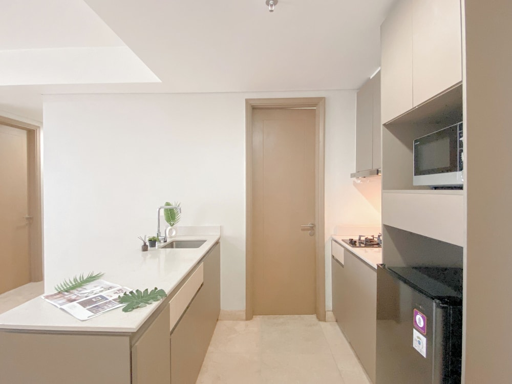 Fully Furnished and Elegant 2BR at Gold Coast Apartment PIK