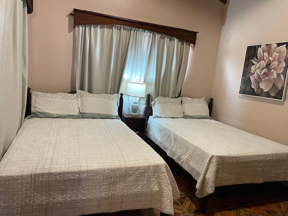 hostal marias