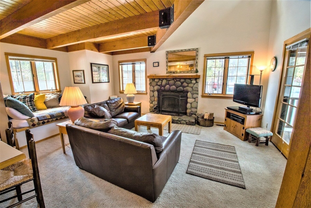 Mt Adams 6 2 Bedroom Home