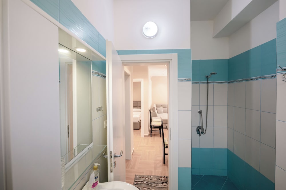 Trident Residence
