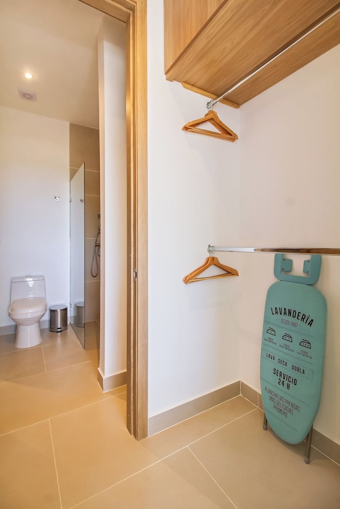 Baia Kristal Cartagena By HostPro