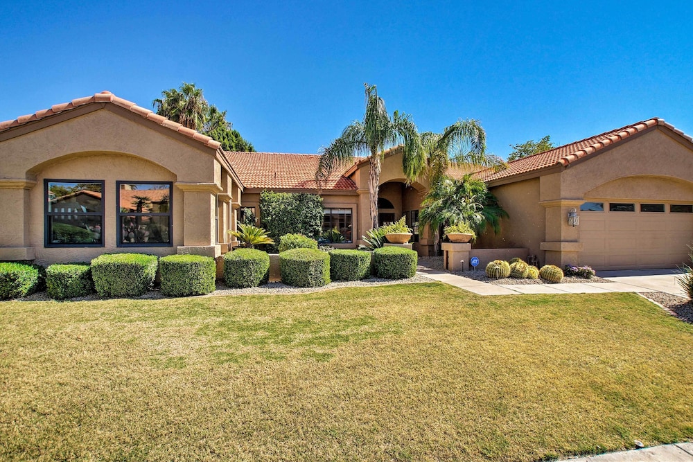 4 Mi to TPC Scottsdale: Family Home w/ Hot Tub! view 5