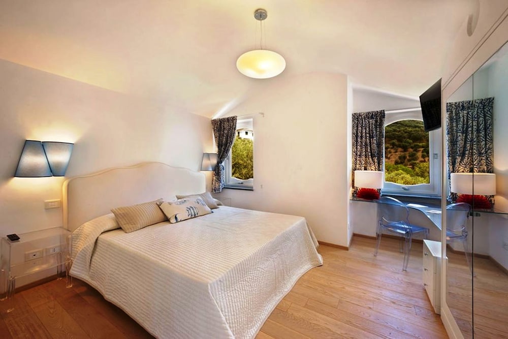 Villa Ariadne photo 4